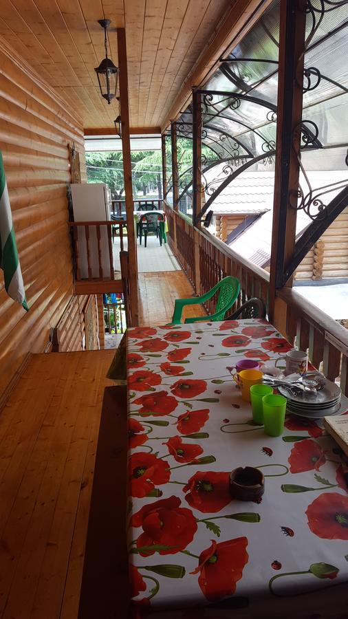U Iriny Hotel Pitsunda Exterior foto
